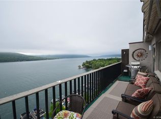 56 Cliffside Dr, Canandaigua, NY 14424