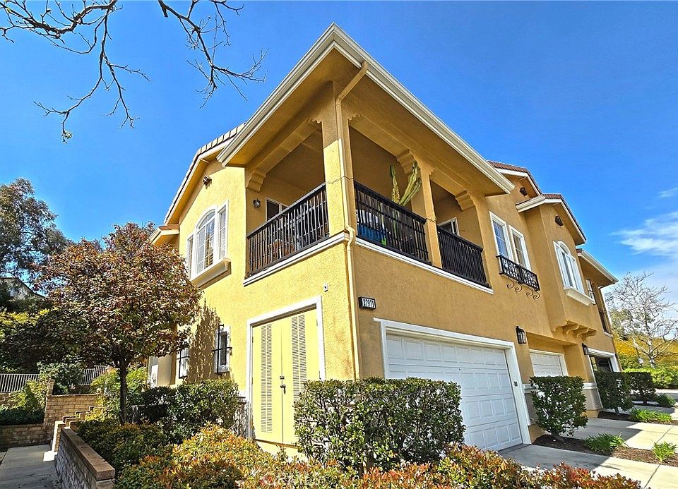 1st image of 27971 Trillium Ln