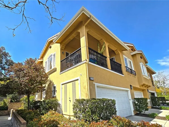 27971 Trillium Ln, Valencia, CA 91354