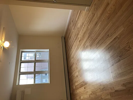 Rented by Nooklyn NYC LLC | media 9