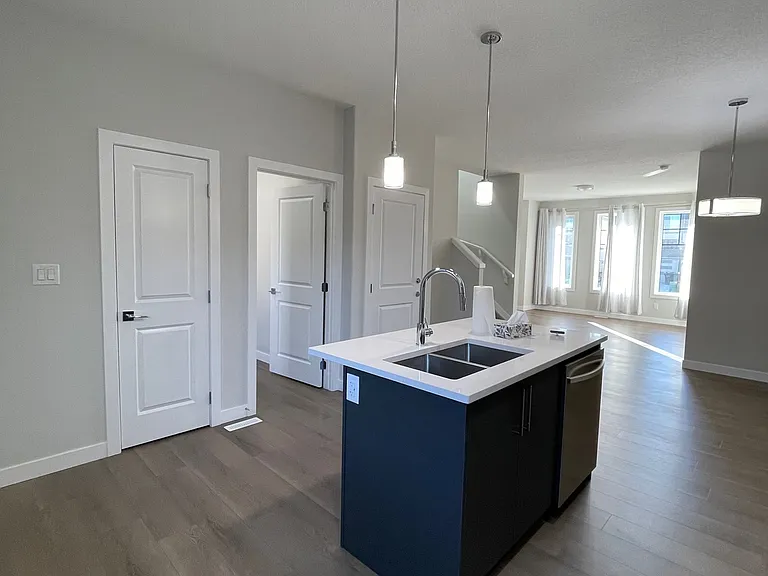 120 Bluff Cv — Photo 14