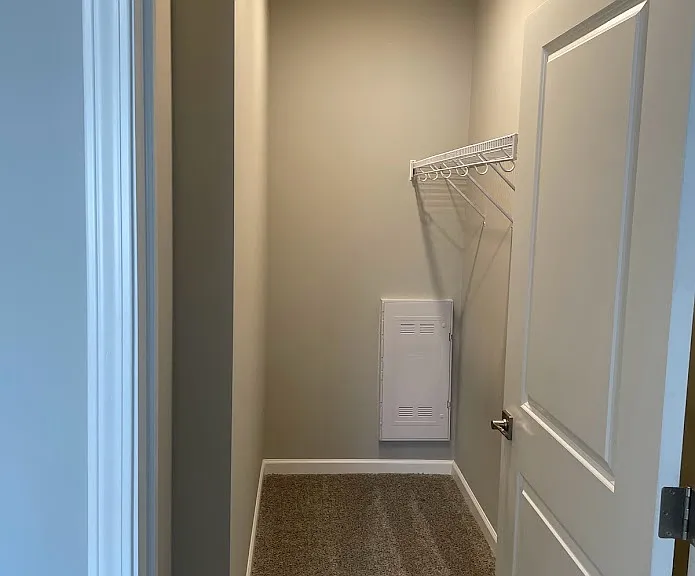 The Creek Apartments — Photo 18