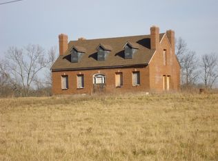 1312 Ruddles Mills Rd, Paris, KY 40361