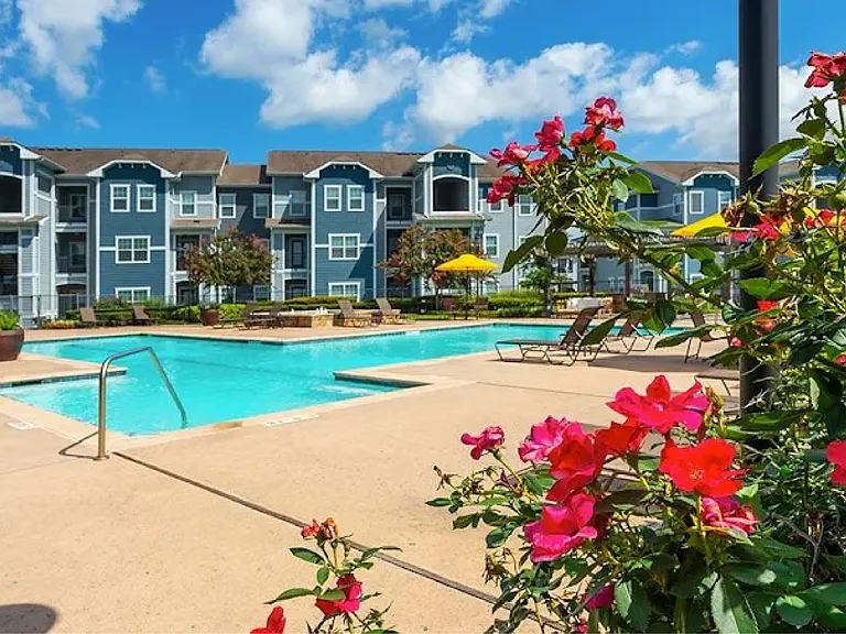 Cambria Cove Apartments — Photo 30