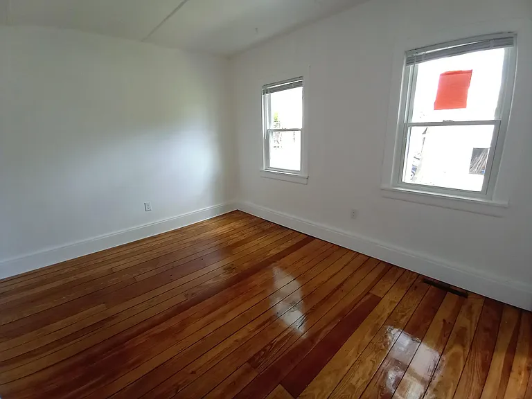 408 Pleasant St #A — Photo 7