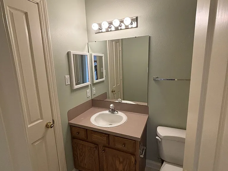 1618 Philip St — Photo 14