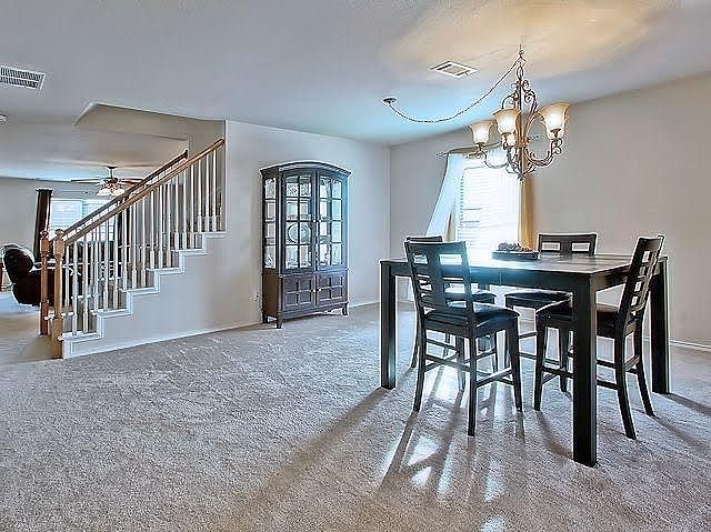 2nd image of 2412 Pheasant Run