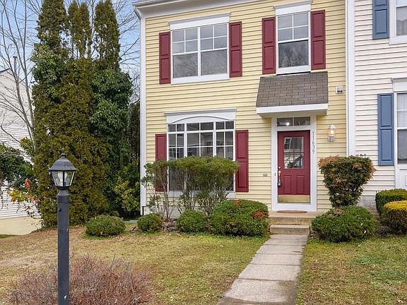 2nd image of 11639 Nellings Pl