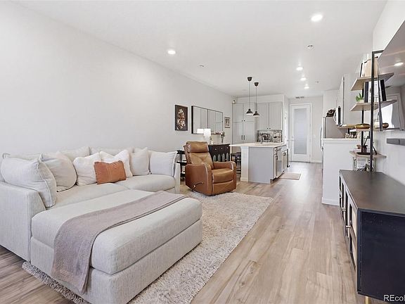 5th image of 2275 Santini Trail #E