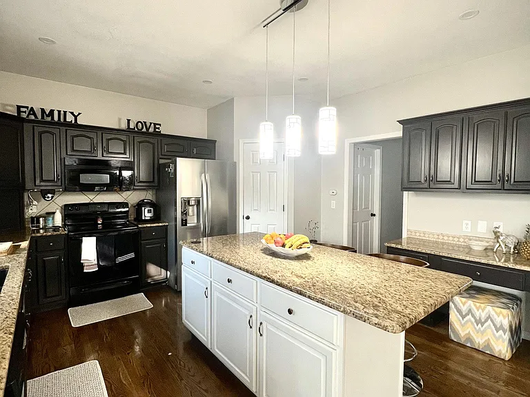 24300 SW Hidden Valley Rd — Photo 11