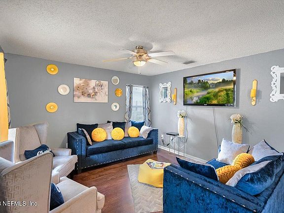5th image of 2924 SPENCER Street