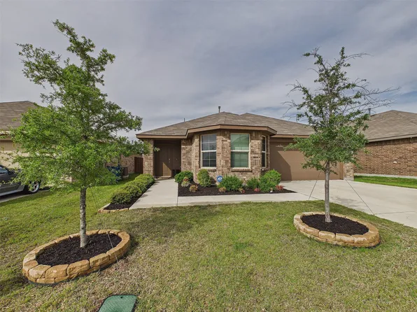 16705 Porterfield Ln, Fort Worth, TX 76247