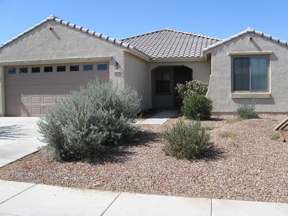 1st image of 32784 N Pebble Creek Dr