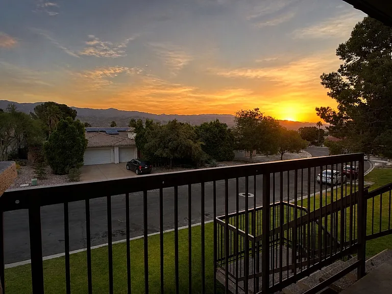 9647 Spyglass Ave — Photo 10