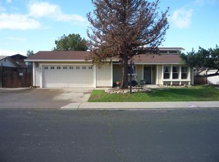 1613 Linden Dr, Ceres, CA 95307