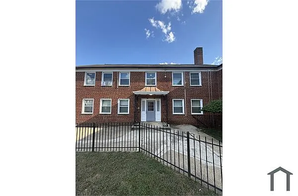 Building Photo - 451 Burbank St SE #4
