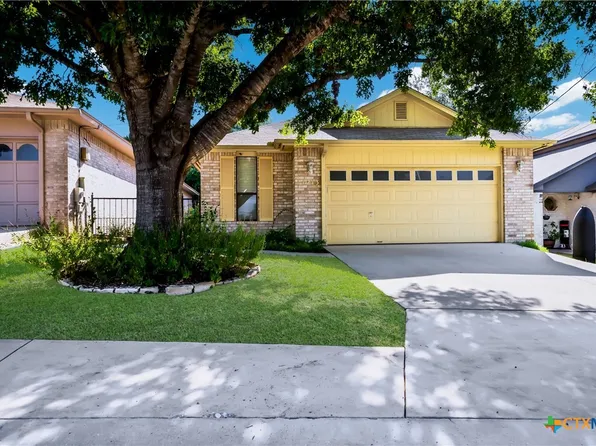1213 Bluff Creek Cir, New Braunfels, TX 78130