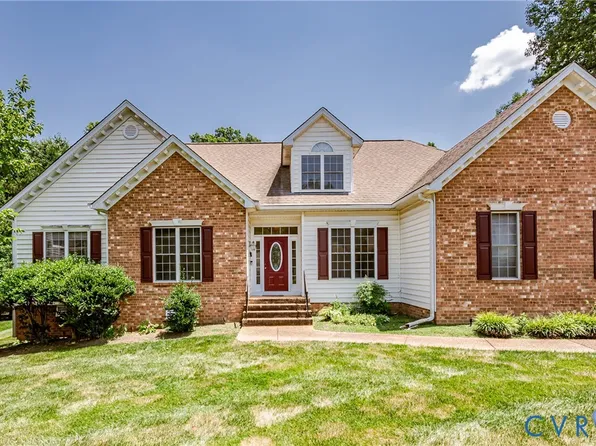 16800 Jaydee Pl, Moseley, VA 23120
