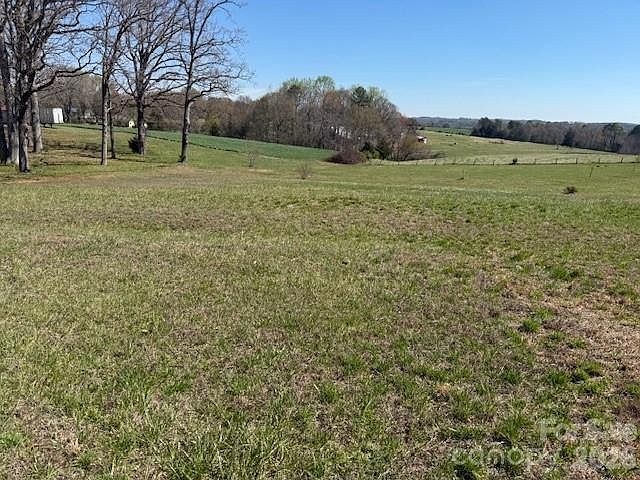 1st image of 2374 Hollis Rd
