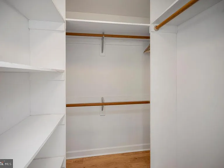 110 Parliament St — Photo 16