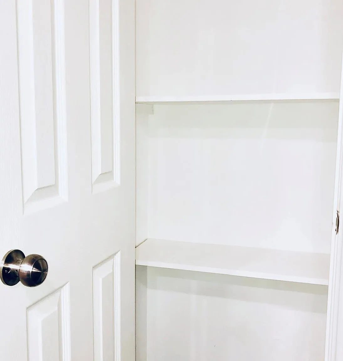 2 bed, 1.0 bath, 1150 sqft, $1,900 — Photo 3