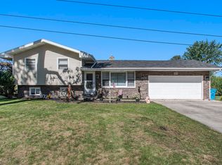 23571 Ironwood Dr, Elkhart, IN 46516