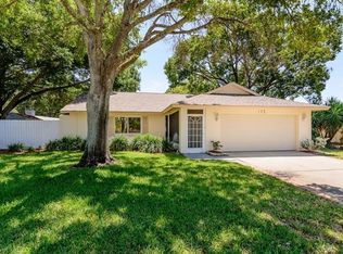 172 Hammock Dr, Palm Harbor, FL 34683