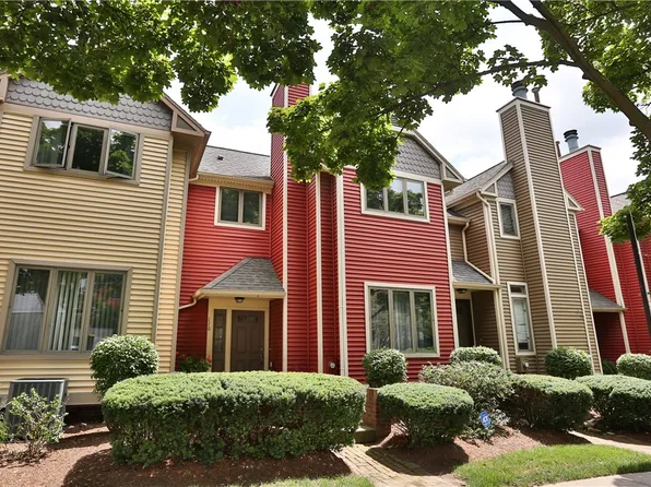 176 S Fitzhugh St, Rochester, NY 14608