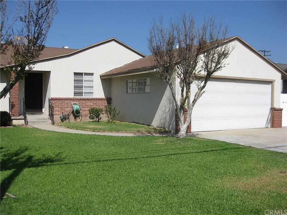 2nd image of 12776 Oaks Ave
