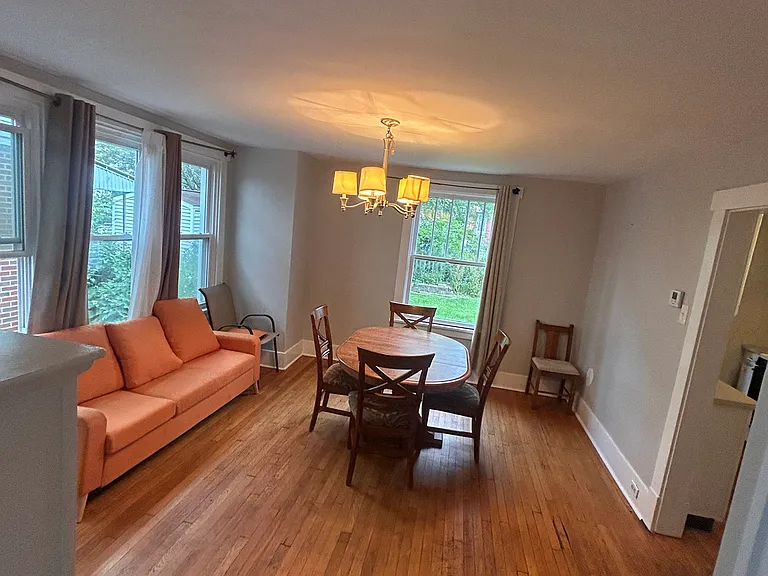 1717 Chislett St — Photo 4