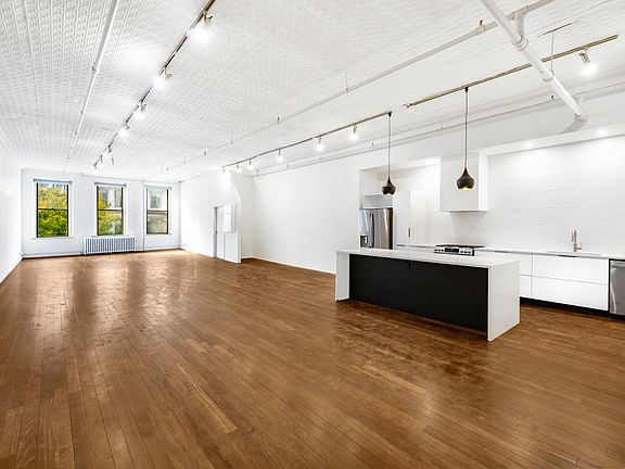 5th image of 383 W Broadway #3S