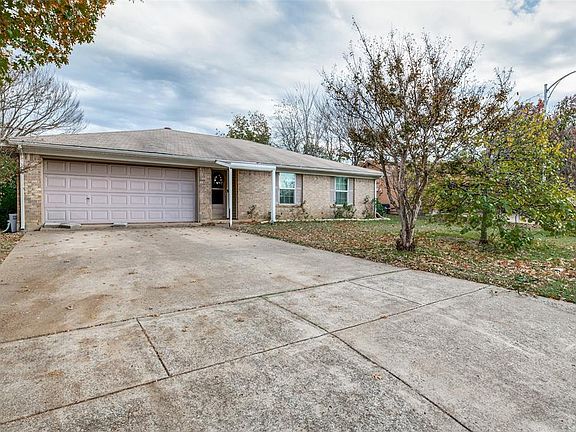 4th image of 5911 Willow Crest Dr