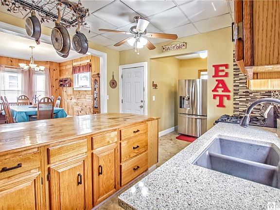 2nd image of 347 Price St