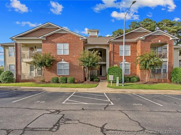401 Meadowland Ct APT 4, Hope Mills, NC 28348