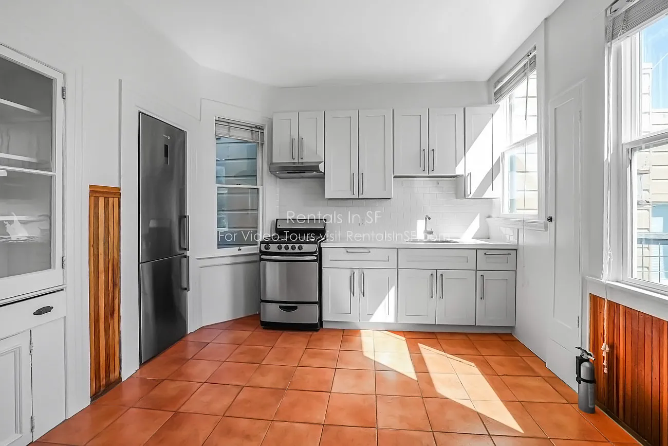 2 bed, 1.0 bath, $4,795 — Photo 3