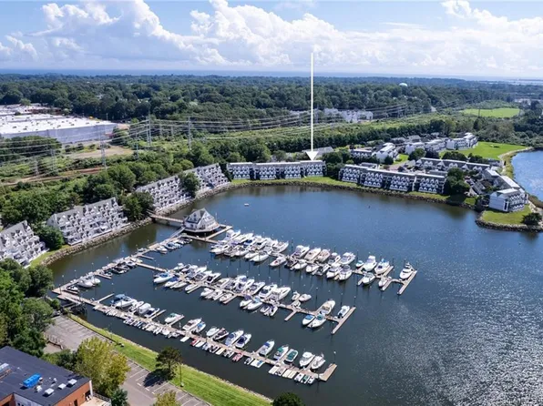 527 Popes Island Road #527, Milford, CT 06461