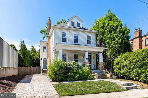 4226 Ellicott St NW Photo 1