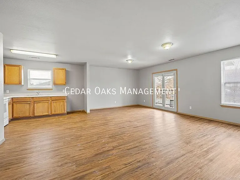 249 Erin Pl #102 — Photo 11