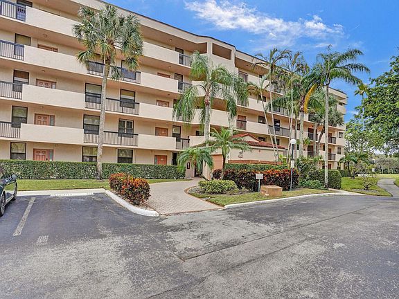 3rd image of 2768 Carambola Circle S #301