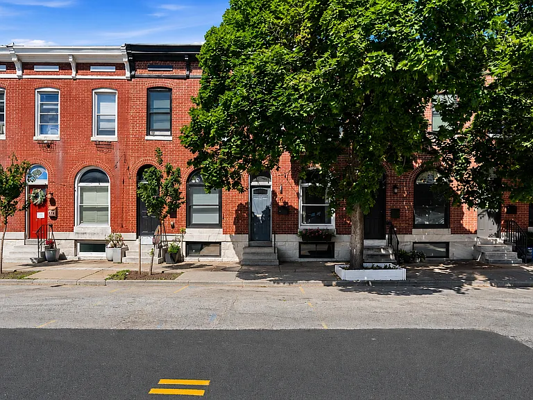 412 S East Ave — Photo 2