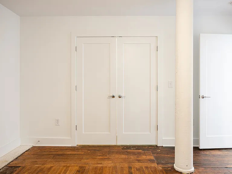 Overton Lofts — Photo 73