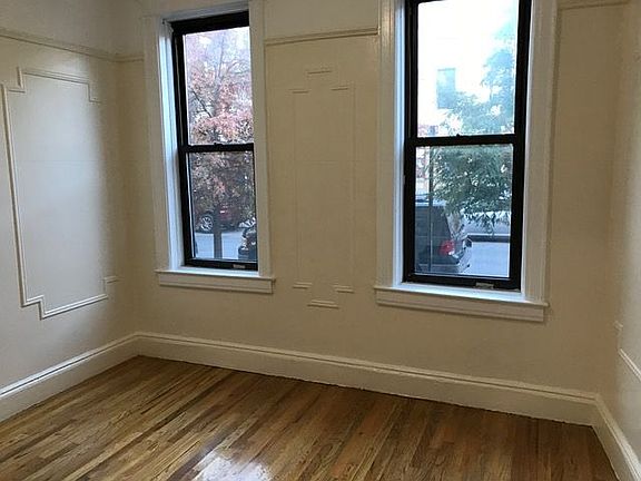 3rd image of 3425 42nd St #1R