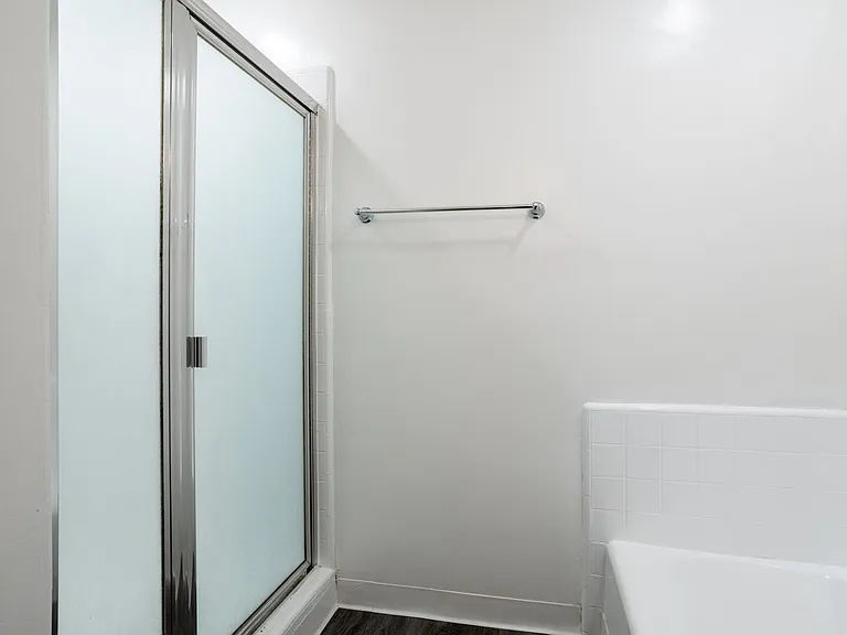 115 North Wetherly Drive — Photo 18