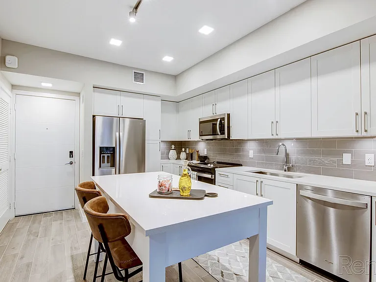 Mayla Pompano Residences — Photo 14