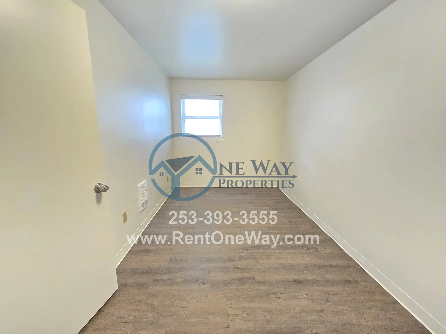 2 bed, 800 sqft, $1,295 — Photo 3