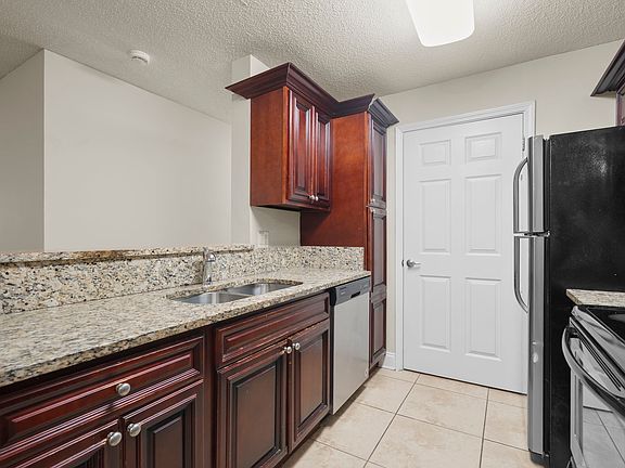 5th image of 4208 Santa Fe Pkwy #1