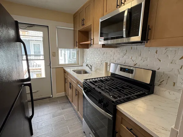 35 Spear St, Quincy, MA