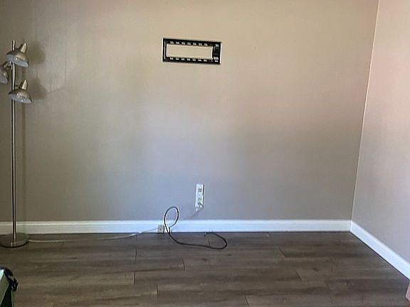 2nd image of 513 28th Ave