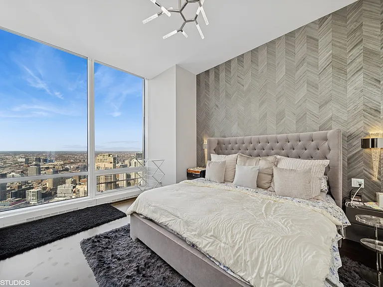 401 N Wabash Ave #37D — Photo 8
