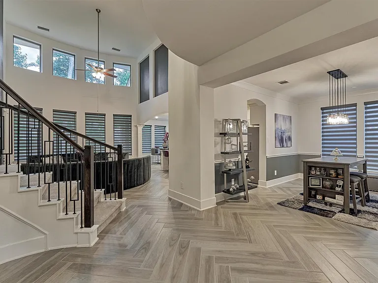 407 Tulip Tree Ct — Photo 14